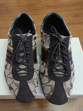Coach Signature Brown Logo Sneakers (Like NEW)